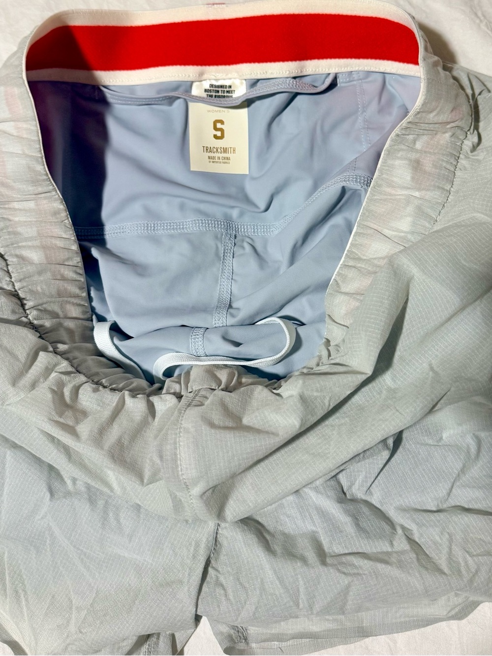 NWOT Tracksmith Rain Shorts Size Small - Picture 2 of 3